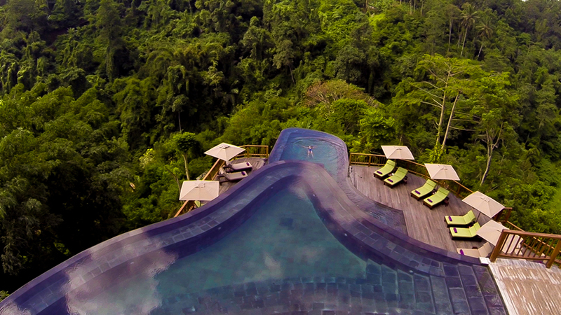 Twin-tiered+main+pools+at+Hanging+Gardens+Ubud,+Bali,+Indonesia_2
