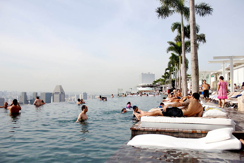 marina-bay-sands-pool