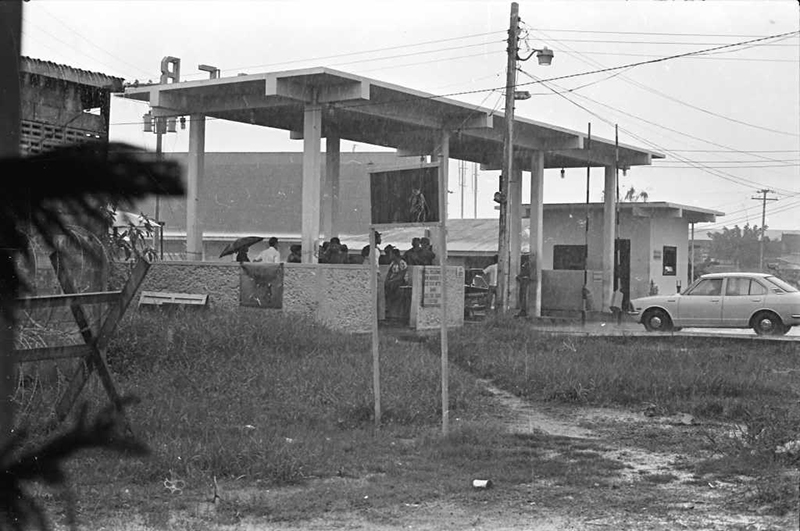 Udorn-outabout04Maingatebackside