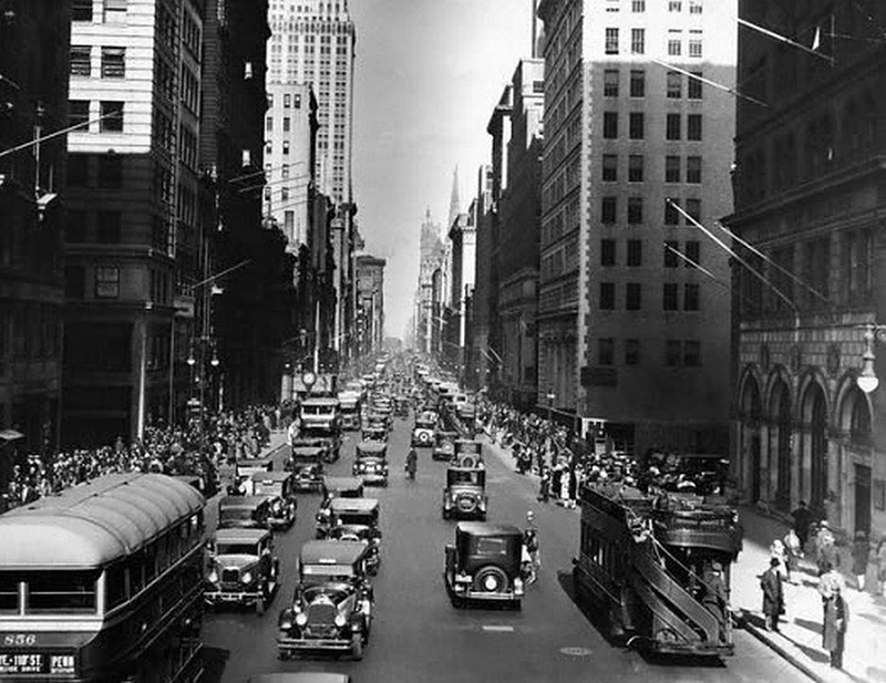 avenue_newyork_circulation_voiture_1930