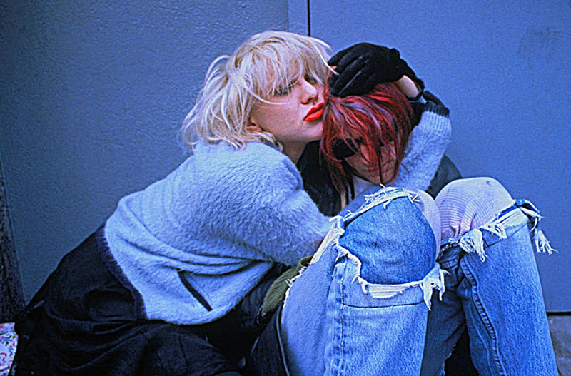 ca. 1992 --- Courtney Love and Kurt Cobain --- Image by ฉ Dora Handel/CORBIS OUTLINE