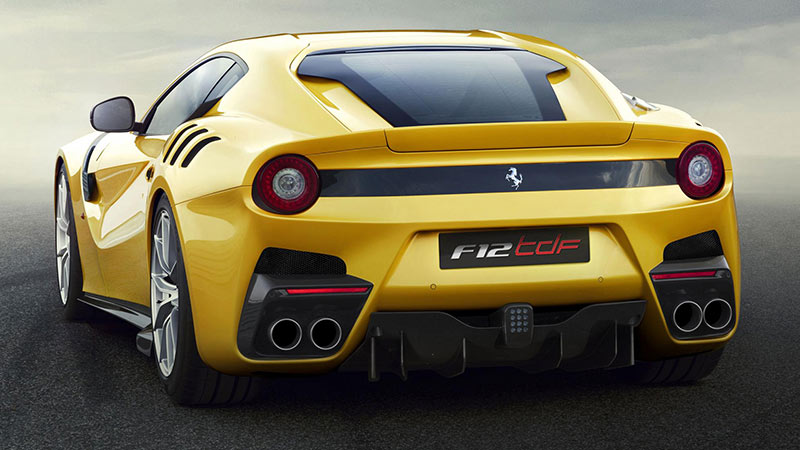 151013-FerrariF12TDF-1