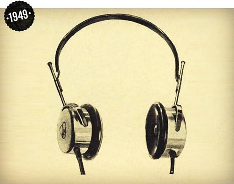 The History of Headphones ประวัติศาสตร์ความเป็นมาของ Headphone ทุกยุค