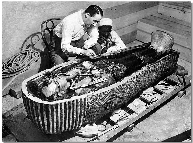 160718-were-the-people-who-discovered-king-tuts-tomb-doomed-by-an-ancient-curse-2