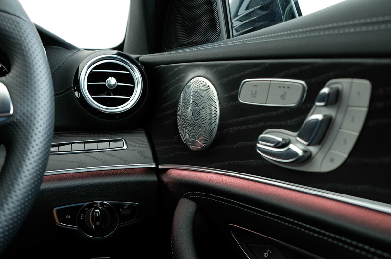 benz-e-class-interior-speaker