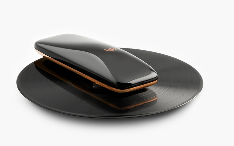 170127-love-portable-vinyl-music-player-2