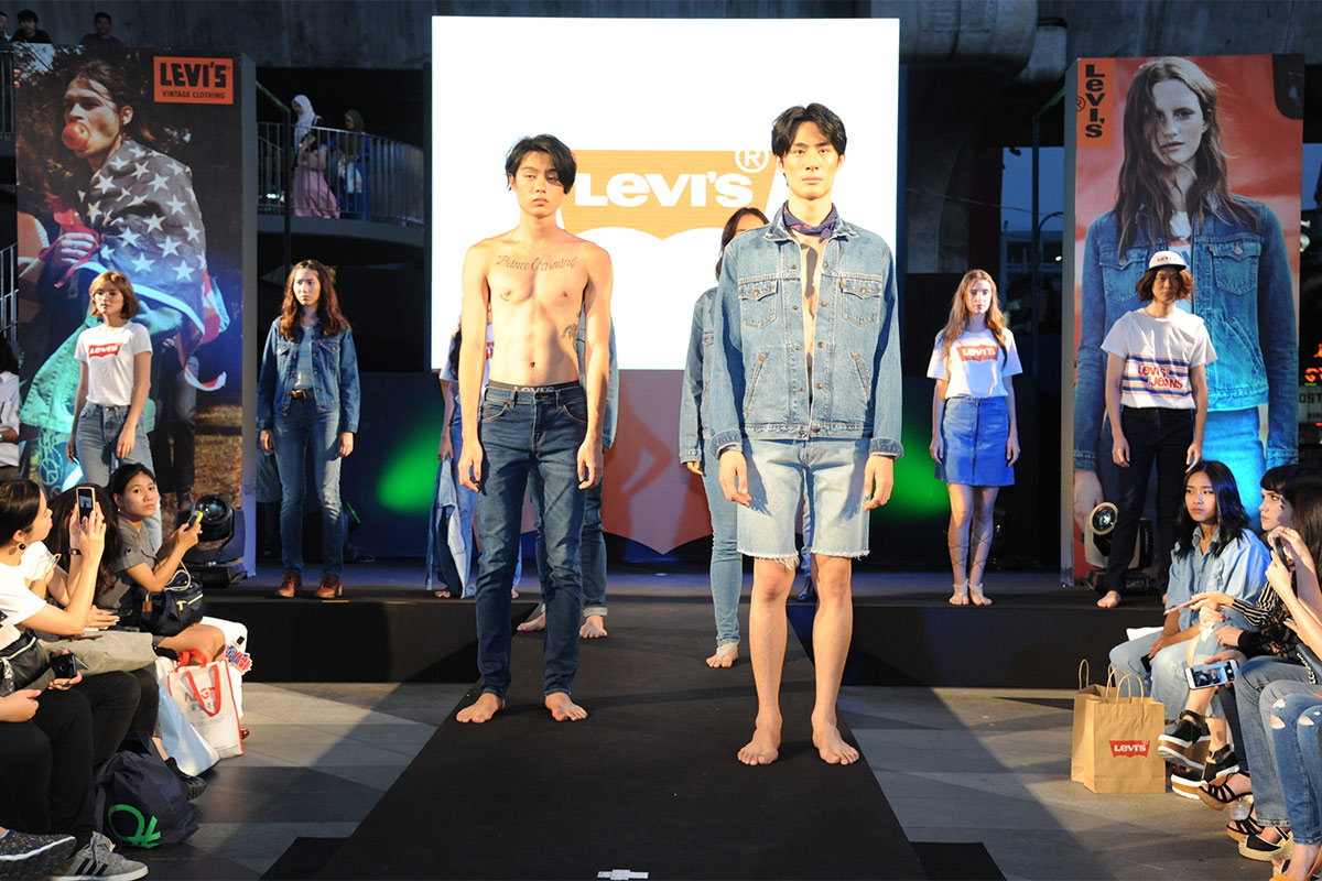 170504-levi-orangetab-1