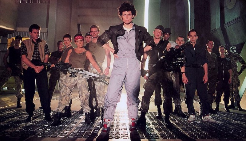 ballaliens-rock-music-video-1980s-02