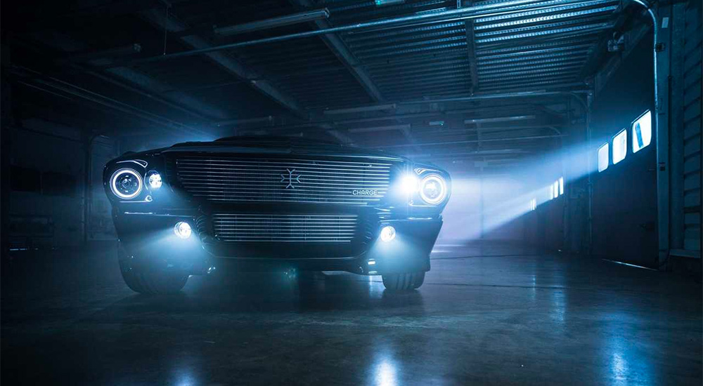 ELECTRIC VINTAGE FORD MUSTANG TESLA 0 100 3