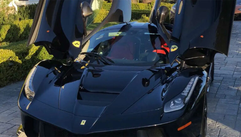เปิดกรุ TRAVIS SCOTT รถยนต์เลอค่าใน COLLECTION สุดหรูตั้งแต่ CHIRON ยัน ...